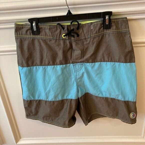 Piping Hot Mens Seven Mile Board Shorts SZ 32 New With Tags - Picture 1 of 5